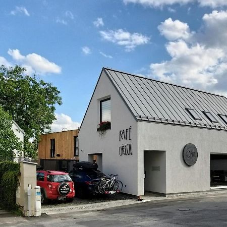 Kafe Orech Mnichovo Hradiště Kültér fotó